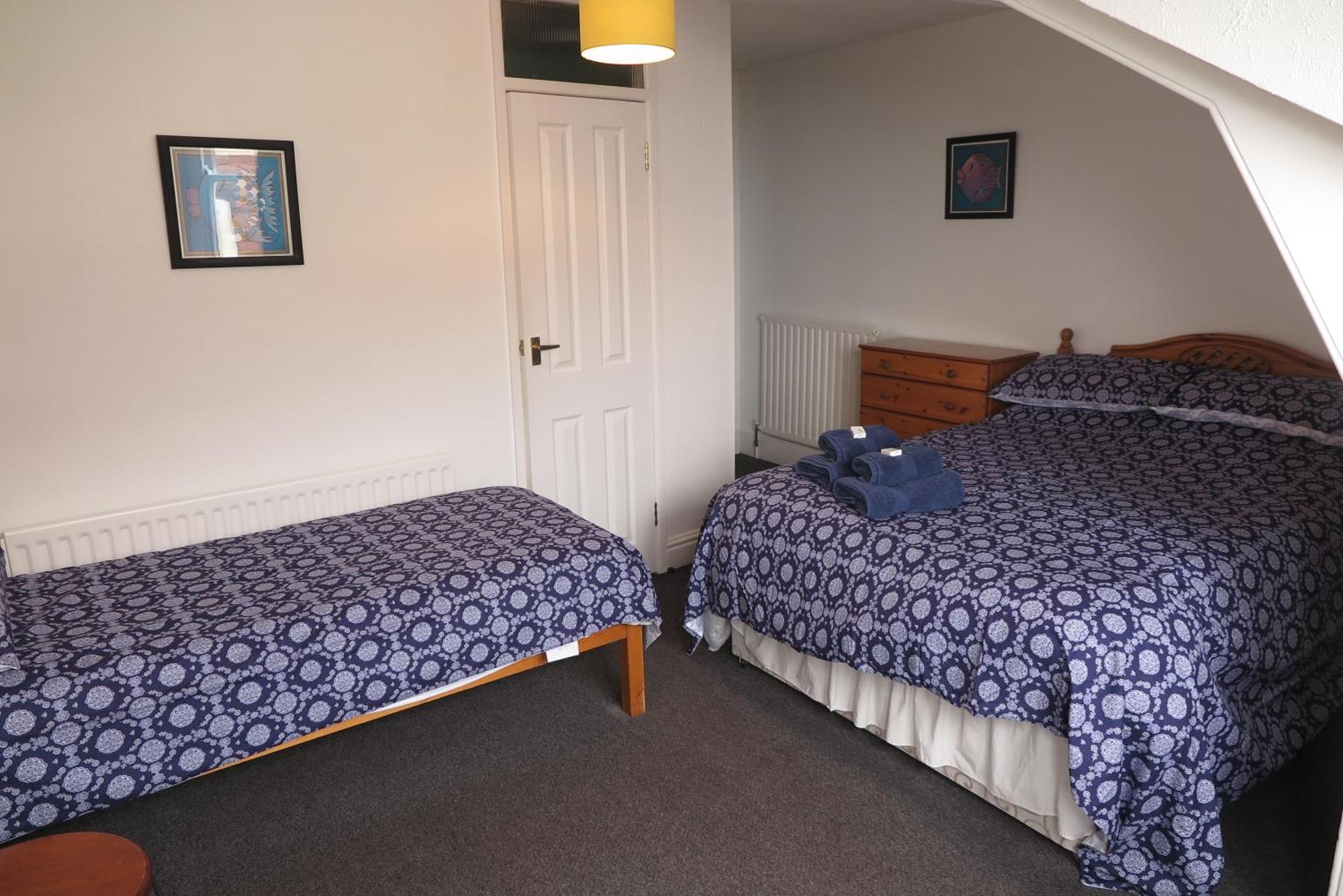Boaters Guesthouse Уэймут Номер фото